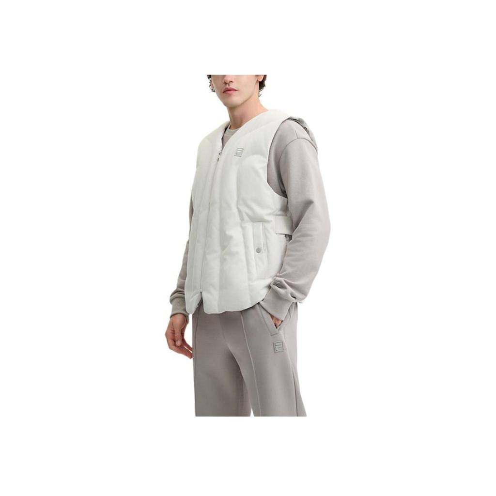FILA Milano Italian Luxury Sports Collection Fashion Casual Sleeveless Solid Color Down Vest Men vest Light-Gray Cream F11M445903F-IV