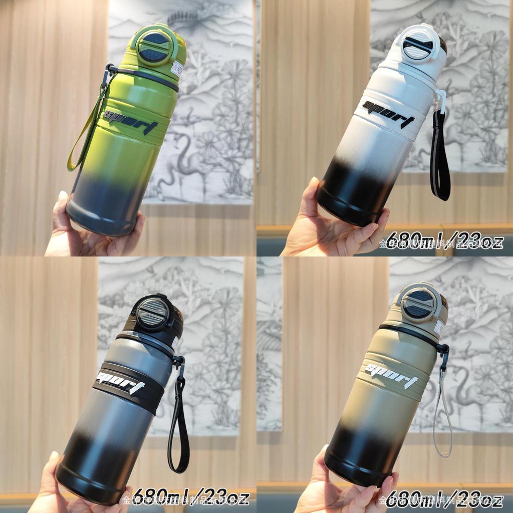 Tragbare, isolierte Sport-Trinkflasche mit Strohhalmverschluss für Schüler und Outdoor-Aktivitäten