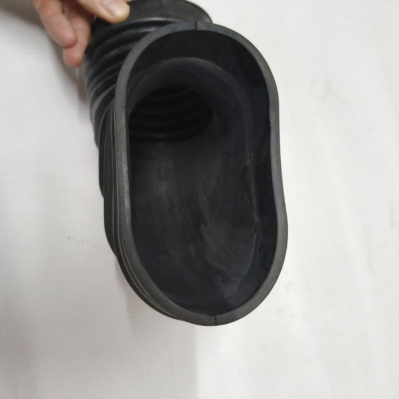 Hot Sale Auto Parts Rubber Air Intake Hose 13711707767 For BMW E34 E32