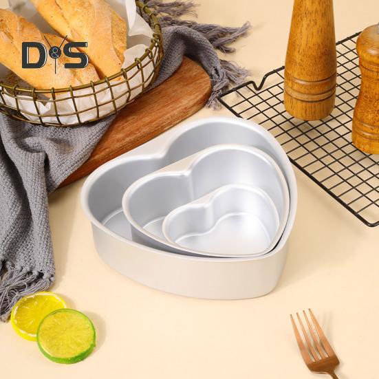 Heart Shaped Cake Pan Aluminum Alloy Fast Heat Conduction Baking Mold Tool for Weddings Parties Family Valentines Day Anniversary Heart Shaped Cake