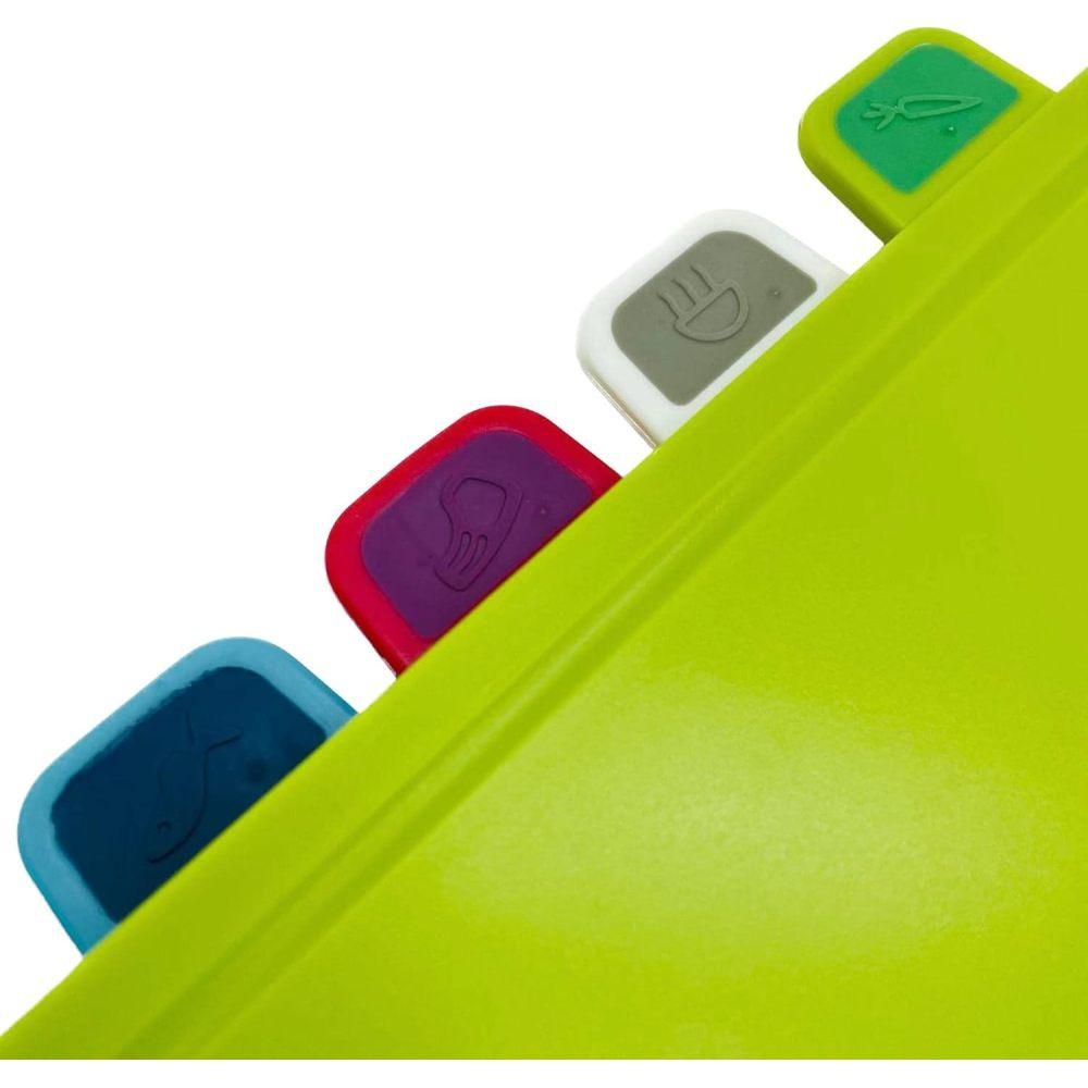 Küchen-Schneidebrett mit Aufbewahrungsständer, 4er-Set, Kunststoff-Schneidebretter für die Küche mit verschiedenen Lebensmittelarten, spülmaschinenfest, BPA-frei