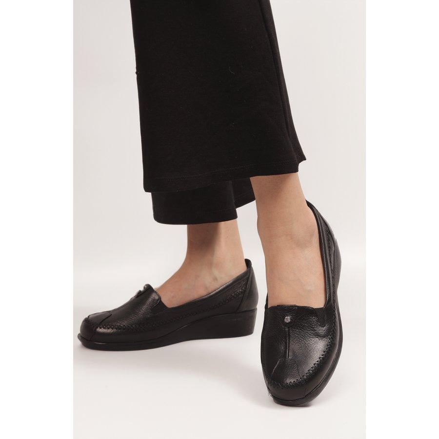 Bequeme Freizeitschuhe für Damen aus echtem Leder