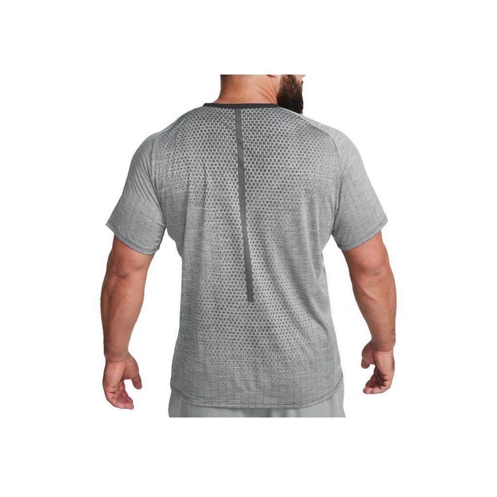 New Nike T Shirts Men Gray DM4753-010