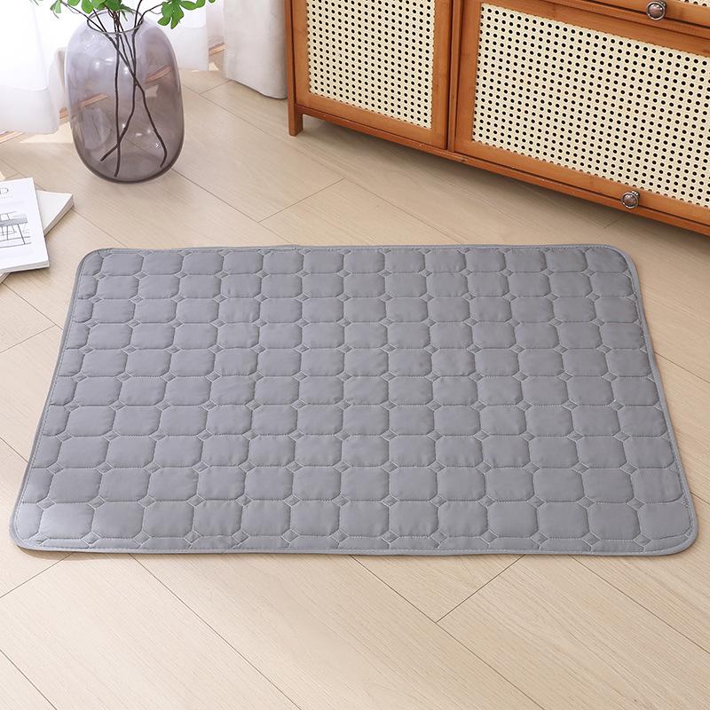 Ganzjahres-Haustier-Schlafmatte: Kühle, feuchtigkeitsbeständige Matte für Hunde, geeignet für kleine bis große Haustiere, und zur Verwendung in Laufgittern.