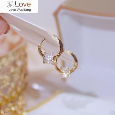 Modeschmuck 14K Echtgold Plating Exquisite Kupfer eingelegter Zirkon Einfache Runde Ohrringe Elegante weibliche kleine Creolen