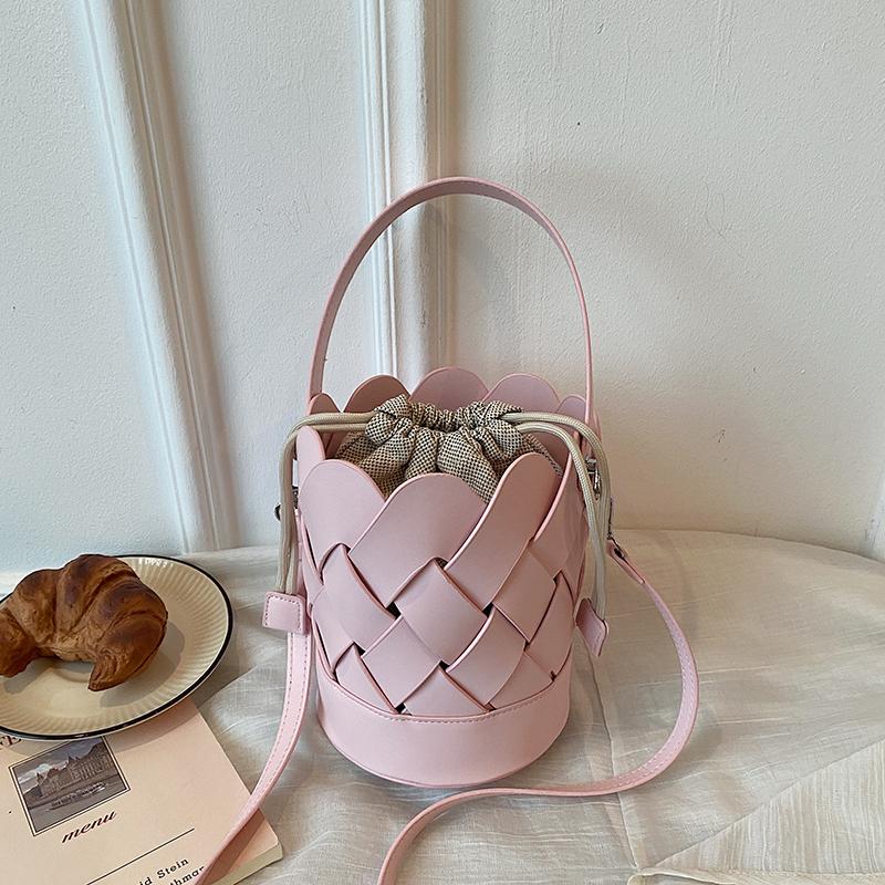 2 Set Bucket Tote Bag Ladies 2026 New Designer Hollow Out Woven Handbag Summer Crossbody Phone Bag Lipstick Pack Fashion Bag