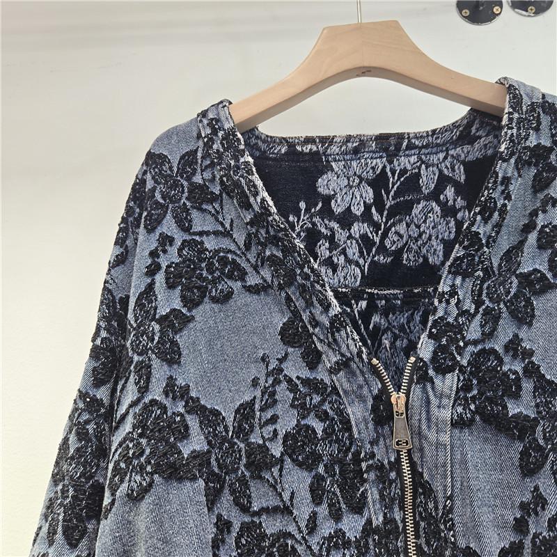 Retro European Patchwork Jacquard Embroidery Short Jacket for Women – Spring 2026 Petite Fashion