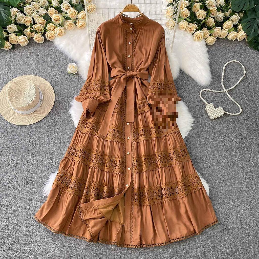 Light luxury celebrity temperament stand-up collar lantern sleeve dress women's summer new lace splicing waist and thin big swing dress