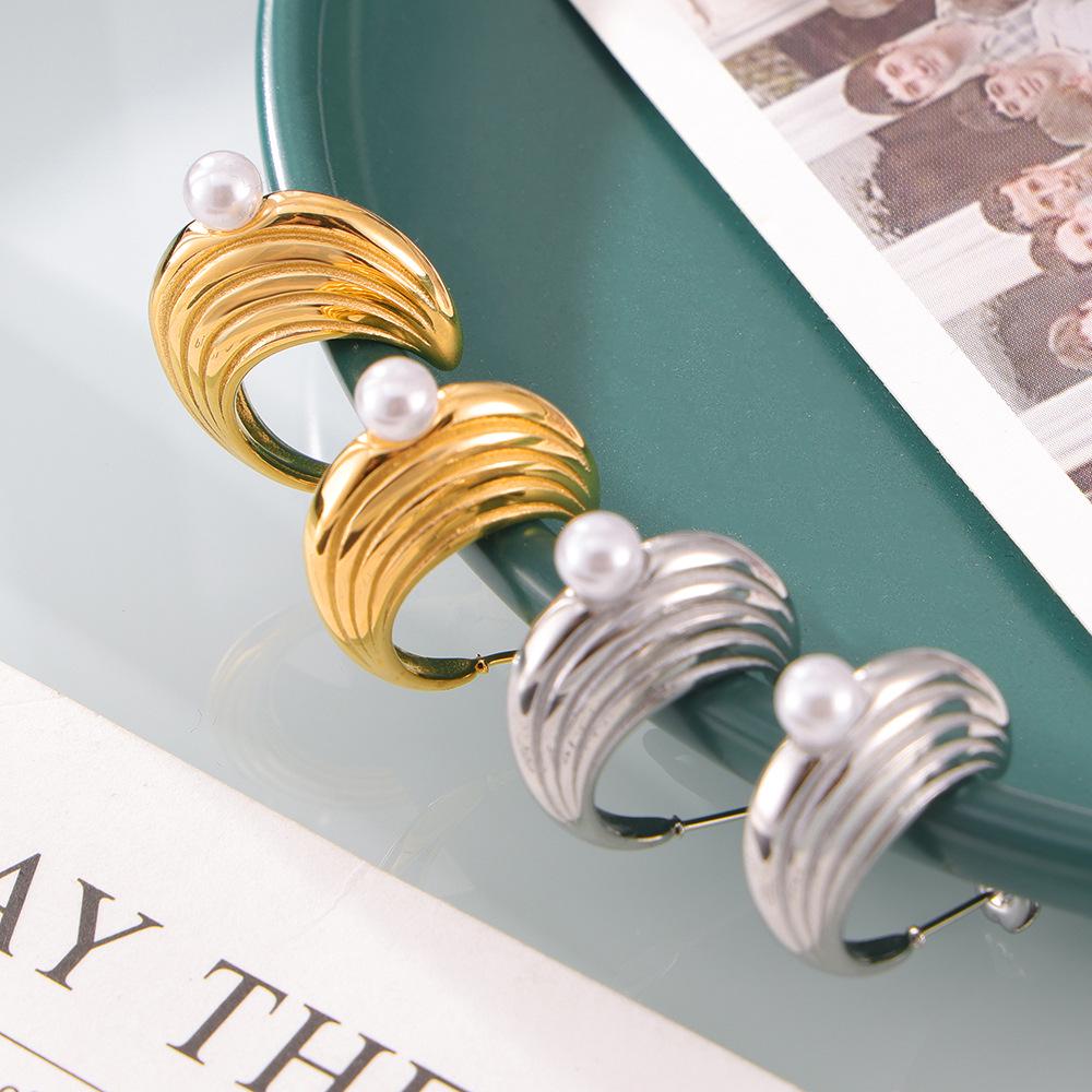 European Vintage Pearl Shell Earrings - Elegant Ins Style, Niche Titanium Steel Jewelry