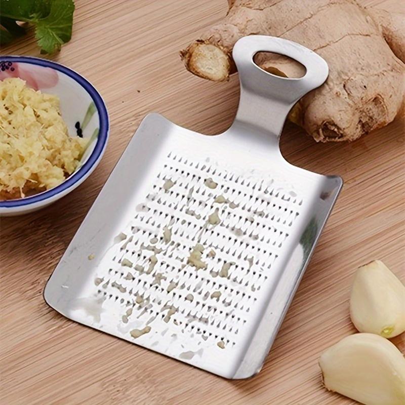 1pc Stainless Steel Garlic and Ginger Grater - Kitchen Accessory for Food Preparation