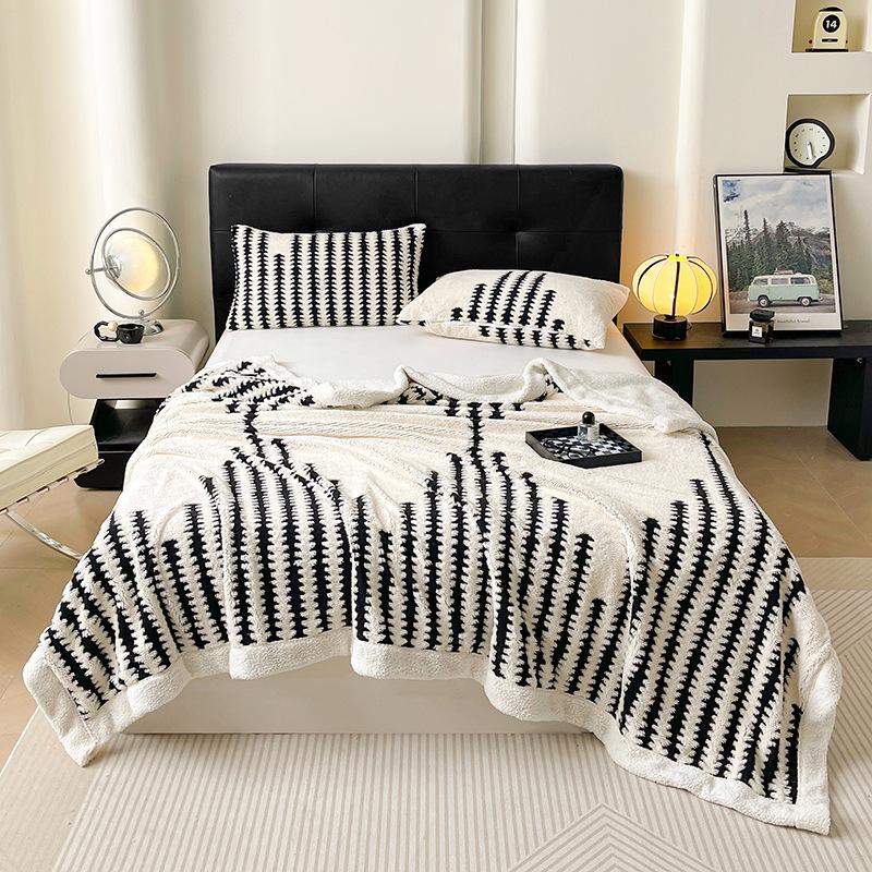 Thousand Bird Patterned Knitted Blanket