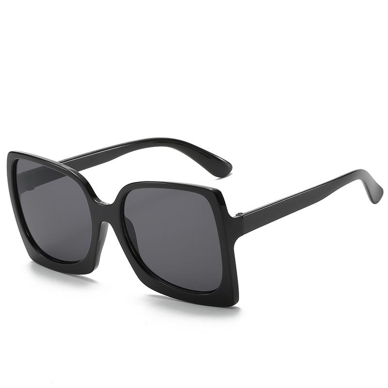 Trendy Oversized Retro Square Sunglasses: European & American Fashion