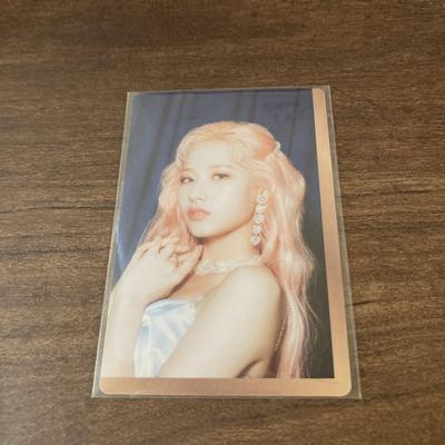 [USADO] Cartão autografado da Sana do TWICE