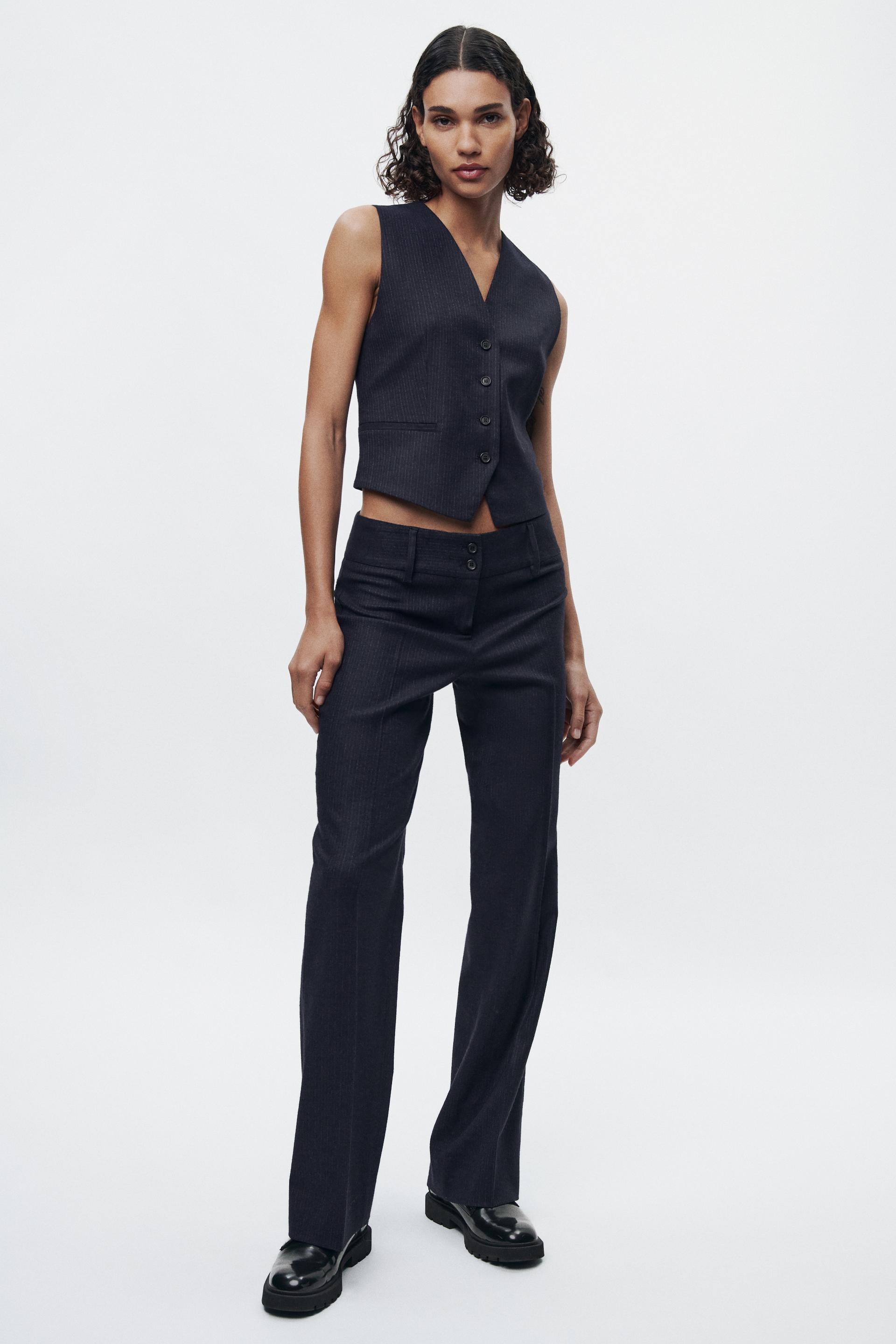 

Жилет из фетра в тонкую полоску из коллекции Zw