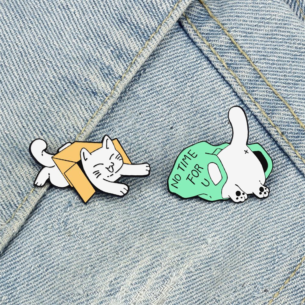 Funny Naughty Kitten Enamel Pin Cartoon Cute Animal Cat Brooch for Kids Friends Custom Backpack Lapel Badge Fashion Jewelry Gift