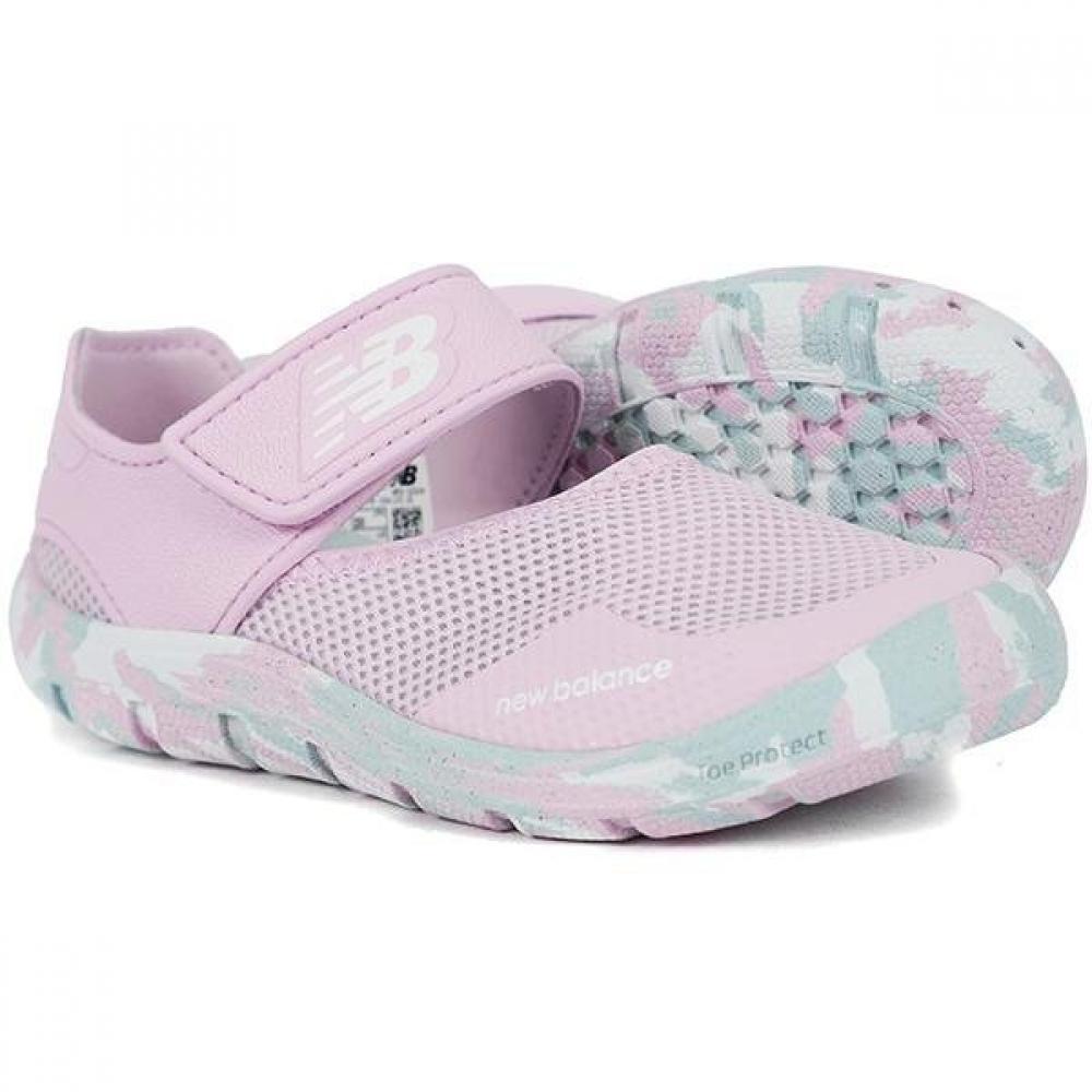 

New Balance Genuine New Balance Kids 208 V2 Junior Aquashoes Sandals