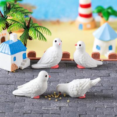 4 Pieces Mini Resin Pigeon Set for Beach Scene Simulation Artificial White Pigeons for Indoor and Outdoor Decoration, No Electricity Required