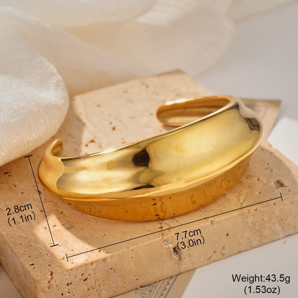 Still simple and personalized new double-layer staggered metal jewelry European and American open stainless steel bracelet female gold