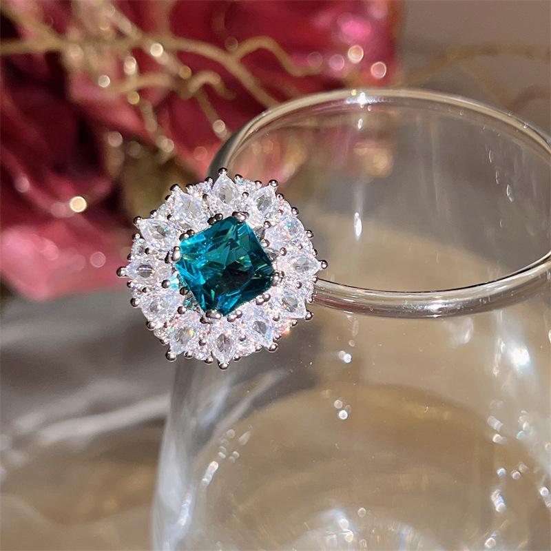 High-End Retro Emerald Women s Ring: Elegant, Versatile, Non-Fading Zircon Jewelry Adjustable Open Size