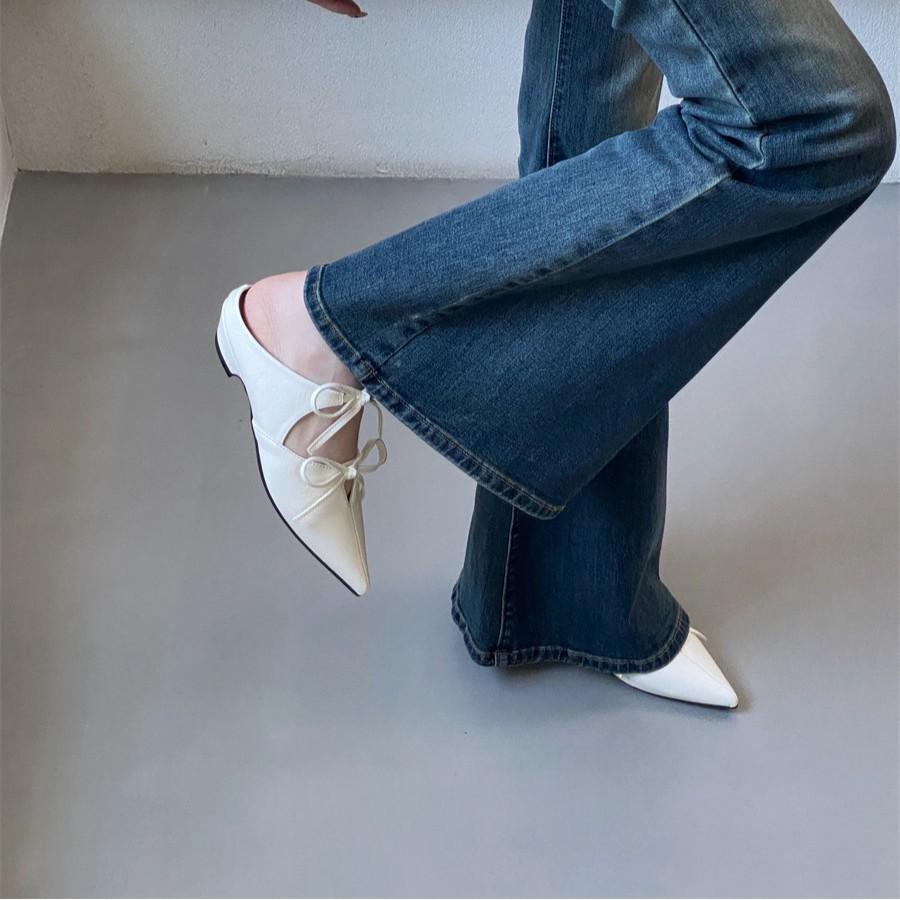 Bow girl pointed head half slippers 2025 no rear empty bag head lazy muller shoes gentle versatile flat sandals