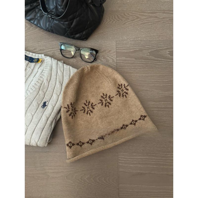 

Korean Retro Jacquard Knitted Hat for Women in Autumn and Winter New Ear Protection Warm and Cold Hat Showing Face Small Pile Hat M（56-58cm）