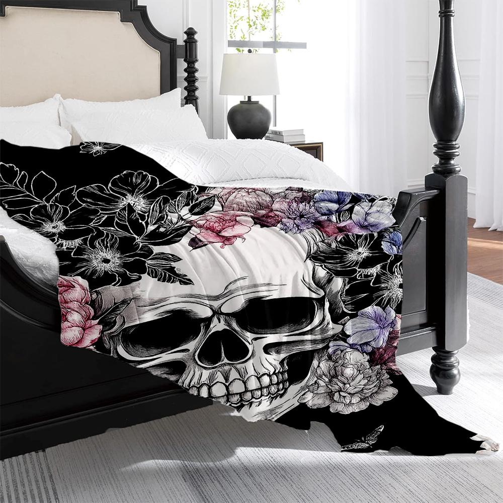 1pc Gothic Victorian Skull & Floral Print Blanket - Heavyweight Plush All-Season Bedspread, Black/White/Pink/Lavender Quilted