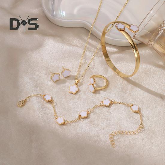 5 ks/sada Dámská sada šperků Dekorace šťastná květina Třpytivé kamínky Náhrdelník Náramek Náramek Náušnice Prsten Sada Módní šperky