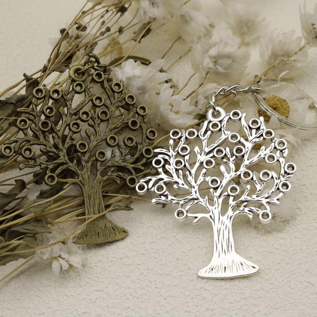 Stylish Tree Keychain Pendant - Hot Selling Simple Jewelry