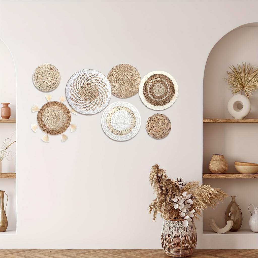 7pcs Decorative Wicker Wall Decor Round Hand Hanging Rustic Flat Wall Art for Farmhouse Living Room Bedroom Display Kitchen Home