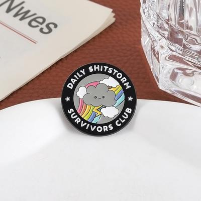 Pins de Esmalte Nubes Oscuras Rayos Personalizados CLUB DE SUPERVIVIENTES DE LA MIERDA DIARIA Broches Insignias de Solapa Joyería para Ropa Regalo para Amigos