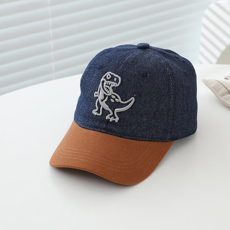 Boné de Baseball Infantil com Bordado de Dinossauro e Bico de Pato para Proteção Solar