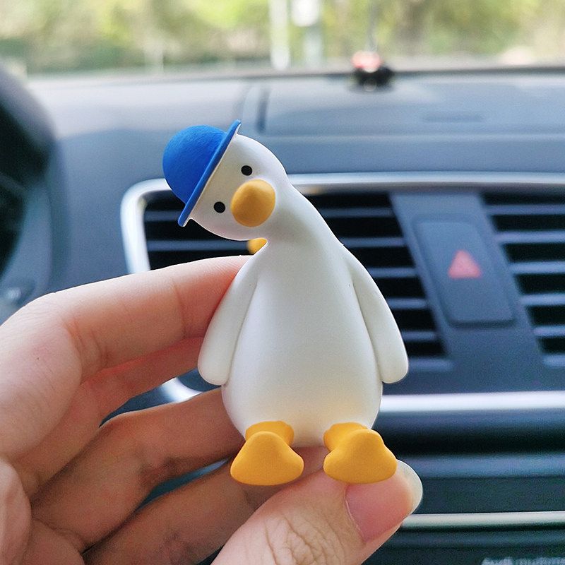 Auto Perfume Aromatherapy Cute Cheering Duck Head Tilt Duck Air Conditioner Air Outlet Clip Car Interior Ornaments Ins Fragrant Stone