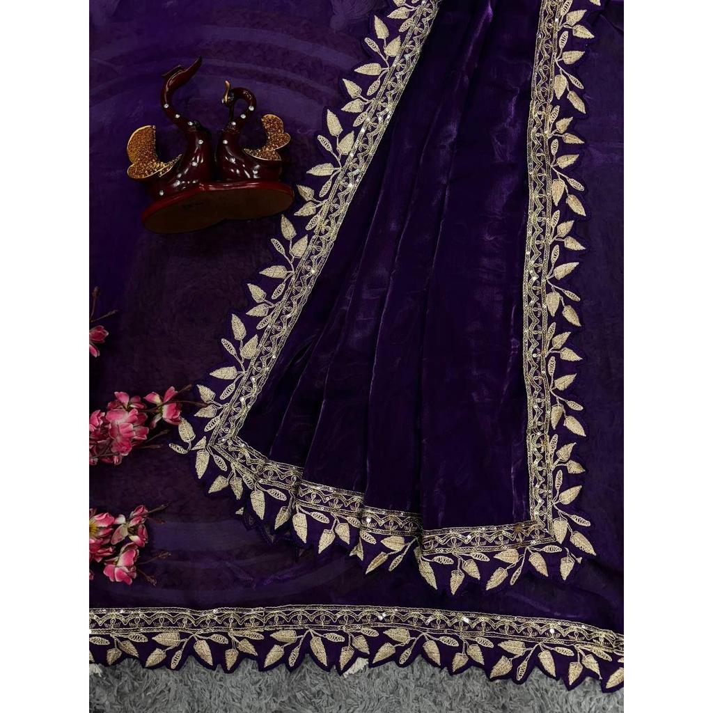 Present a New Exclusive Designer Saree Collection