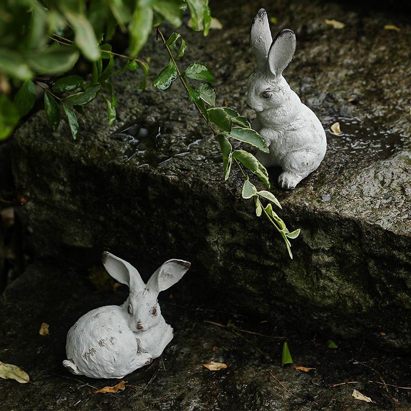 American-style resin Easter bunny realistic animal sculpture decoration, suitable for garden and lawn landscaping.