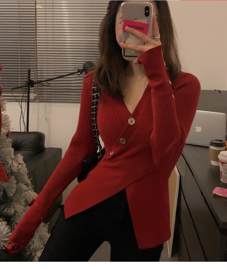 Autumn and Winter Solid Color V-neck Sweater Pullover Long Sleeved Design Sense French Short Slim Fit Knitted Sweater for Women