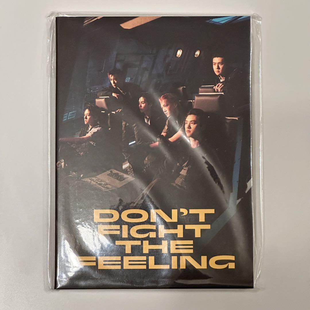 

[USED] EXO Don t fight the feeling Postcard Book