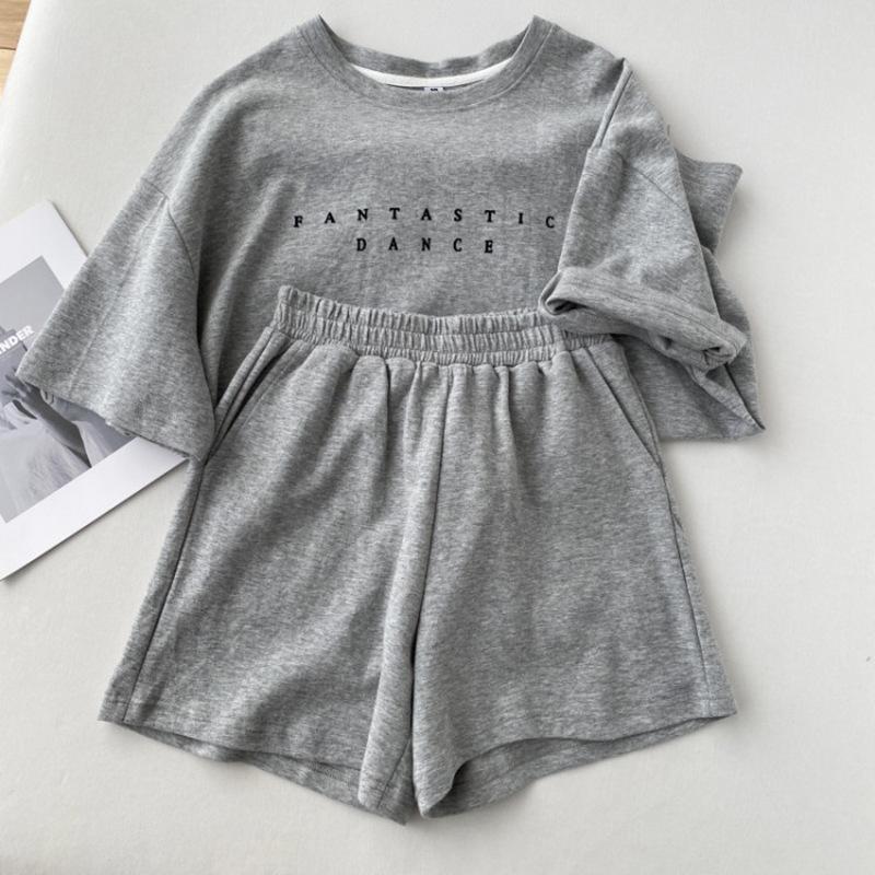 Women Loose Spring and Summer Round Neck Short-sleeved T-shirt + Shorts Sports Letter Print Leisure Two-piece Set