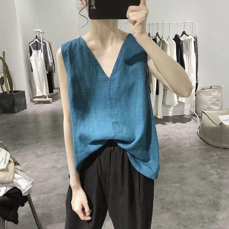 Women's V-Neck Cotton Linen Vest, Artistic Loose Fit, Korean Style Solid Color Sleeveless Top, 2026 Edition.