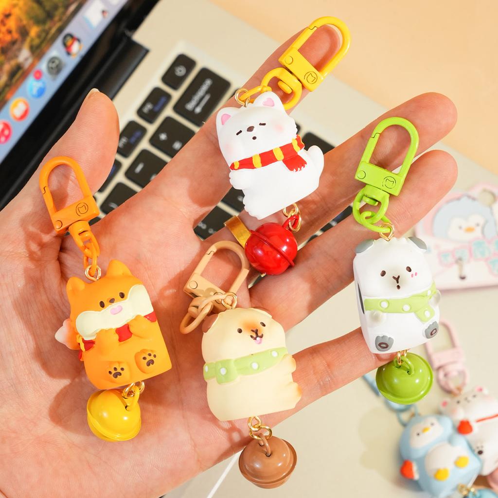 Design Cute Pet Sticker Magnetic Pair Buckle Baimao Keychain Super Cute Resin Doll Couple Accessories Bag Hanging