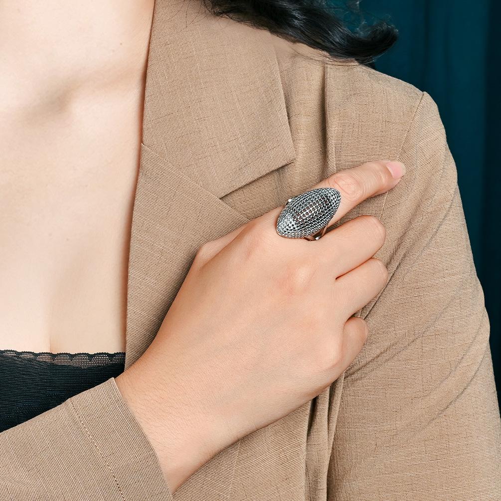 2026 European and American Exaggerated High-end Plated 18K Gold Hollow Women's Ring Ring Women's Fashion Wear Accessories