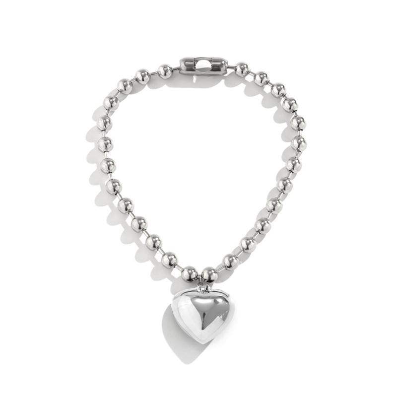 Fashion Trend Niche Sense Heart Leather Rope Collarbone Chain Temperament Simple Cold Wind Silver Love-shape Necklace