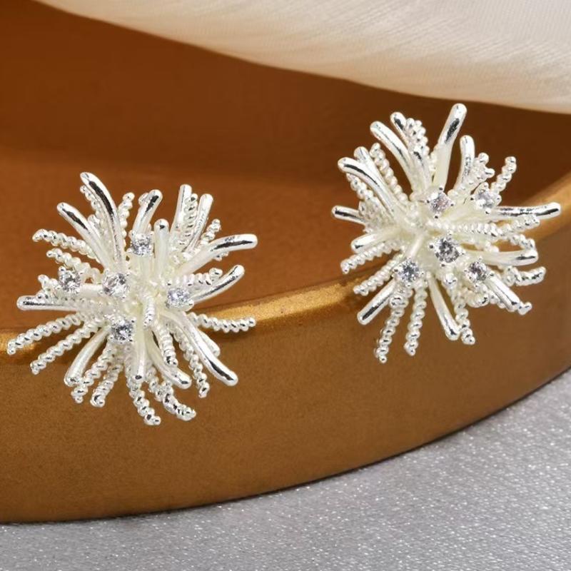 Silver Color Firework-shaped Stud Earrings Irregular Flower Women's Unusual Earrings Bohemian Simple Deisgn Ear Accessories