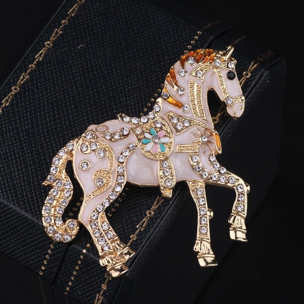 Luxury Zodiac Animal Lapel Pins Rhinestone Metal Badge Pin Strong Horse Brooches  for Women