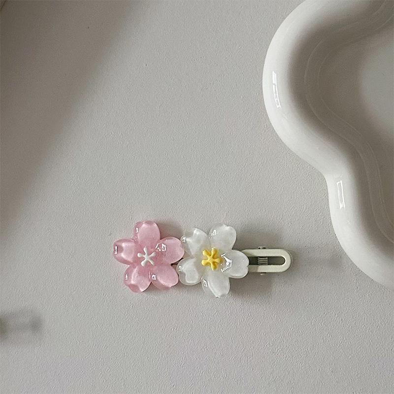 Summer Fresh Flower Hairpin Sweet Girls Sakura Side Clips Bangs Hair Clips For Women Headwear Hair Accessories