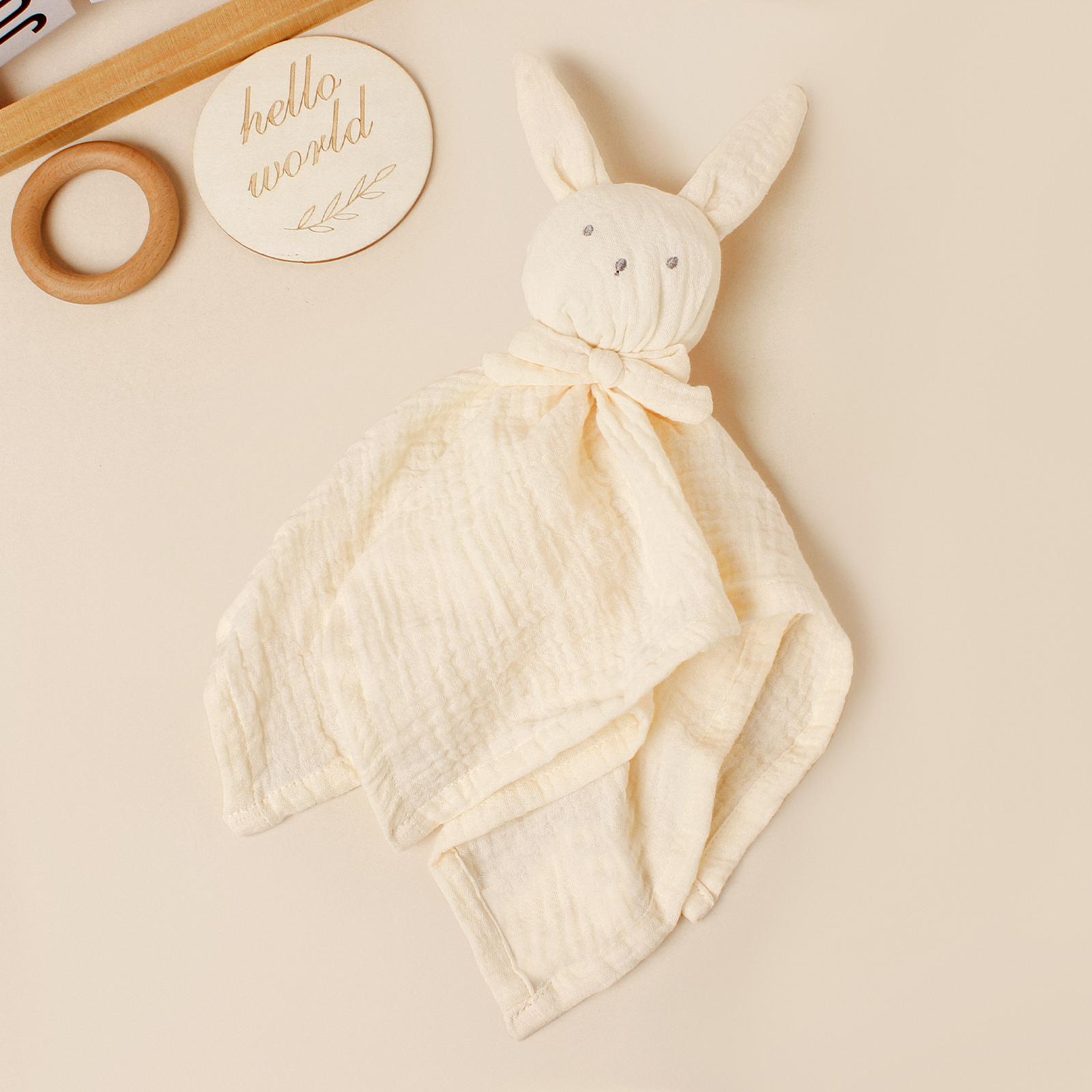 Baby Konijn Vierkant Knuffeldoekje Elegante Strik Decoratie Konijn Vierkant Dekentje Voor Kinderen Leuke Borduurwerk Baby Kwijl Doekje beige