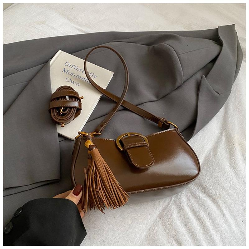 Niche retro Korean version underarm bag women's autumn new high-value fashion simple shoulder small bag