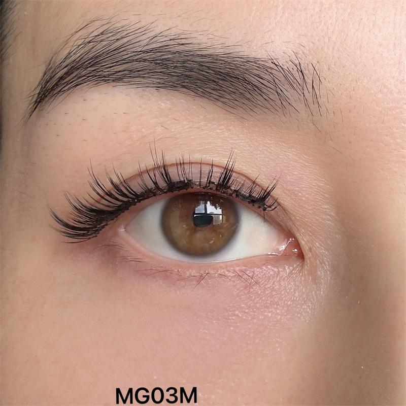 2026 NEW Technology Magnetic Eyelashes Holiday Travel Magnetic Lash Box with Applicator with Magnetic Eyelashes Kits