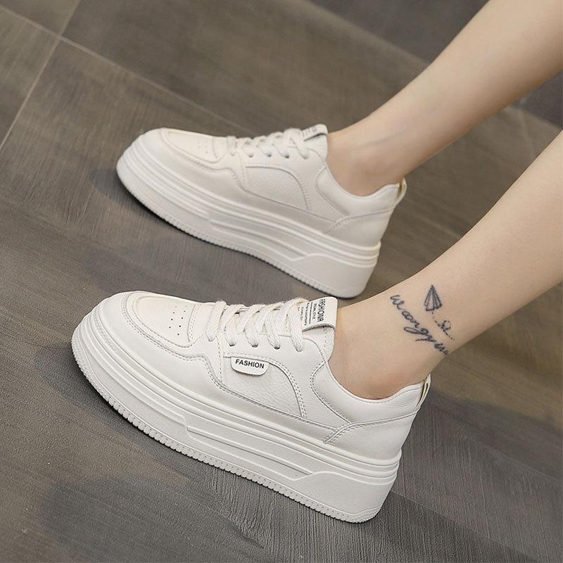Thick-soled heightening little white shoes women's 2025 autumn new casual versatile board shoes round head lace-up sports and leisure shoes