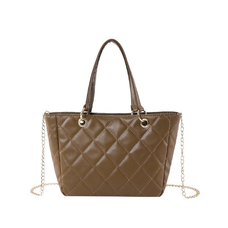 Elegant White Quilted Chain Tote Bag For Women With Soft Pu Material And Trendy Aesthetic