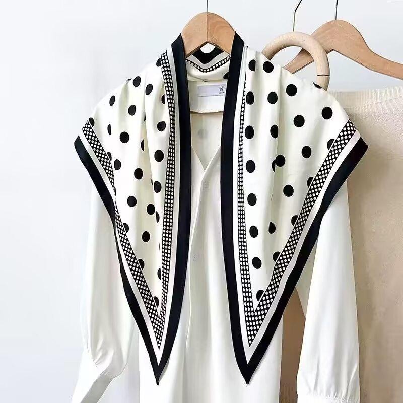 Summer 1116 New Twill Cool Triangle Scarf Women's Fashion Versatile Neck Protection Scarf Thin Sunscreen Outer Scarf